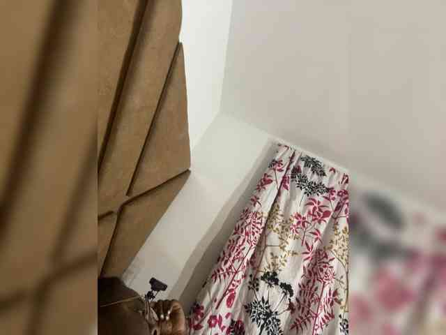 Chantellexoti webcam