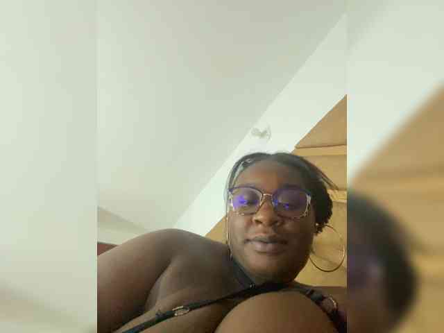 Chantellexoti webcam