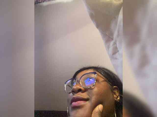 Chantellexoti webcam