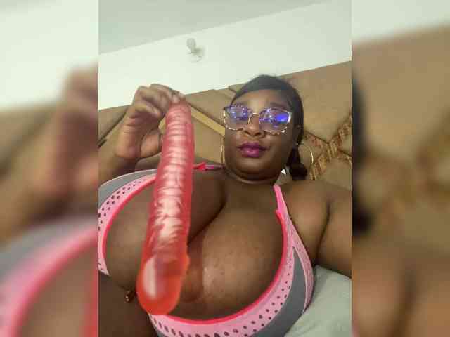 Chantellexoti webcam