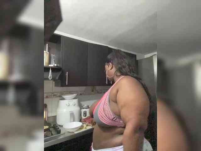 Chantellexoti webcam