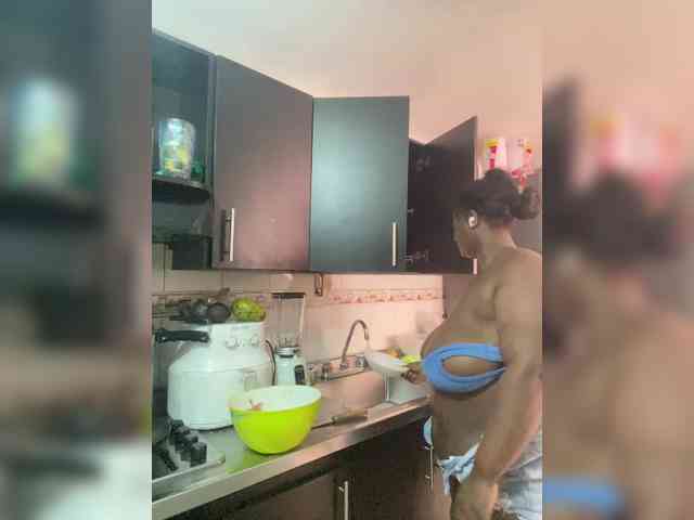 Chantellexoti webcam
