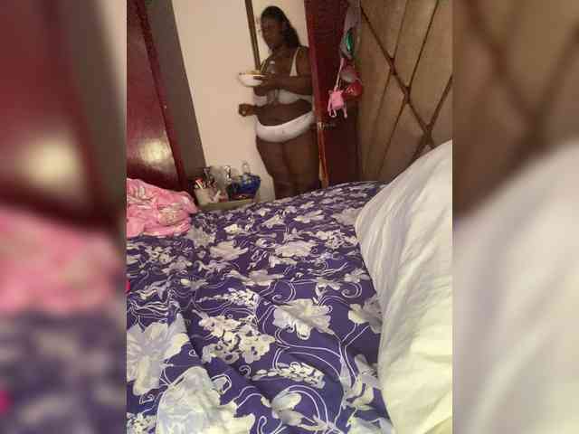 Chantellexoti webcam