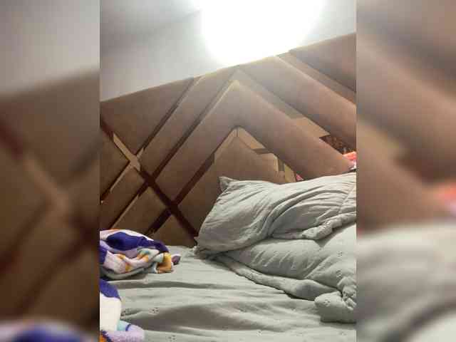 Chantellexoti webcam