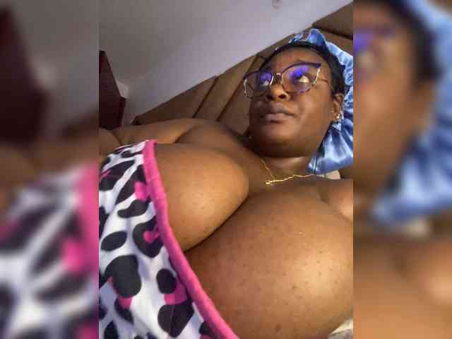 Chantellexoti webcam