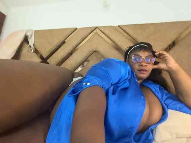 Chantellexoti webcam