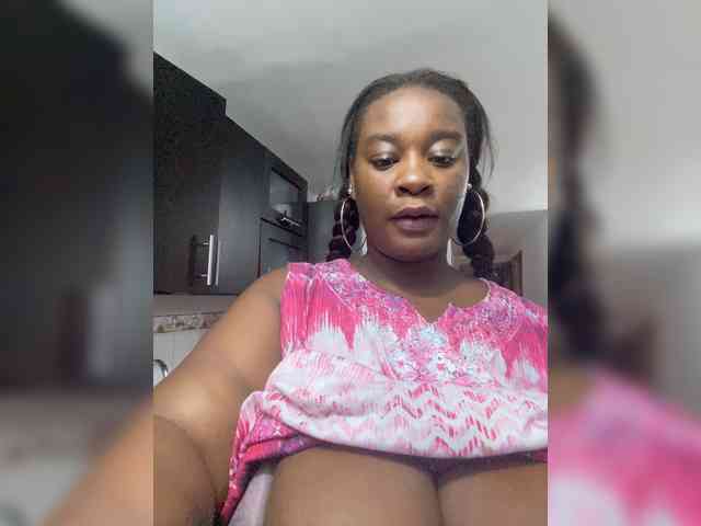 Chantellexoti webcam