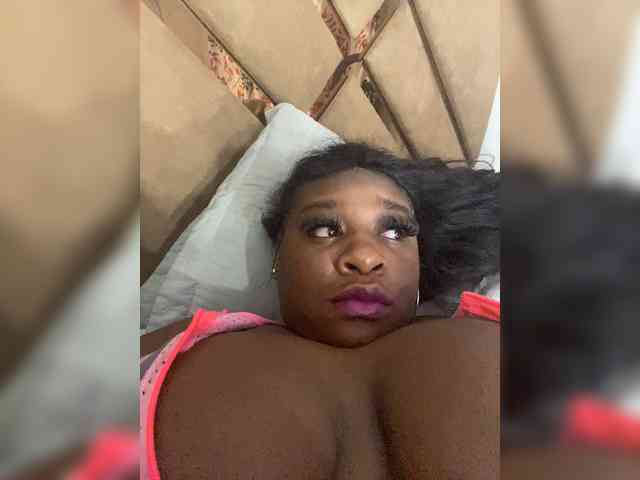 Chantellexoti webcam