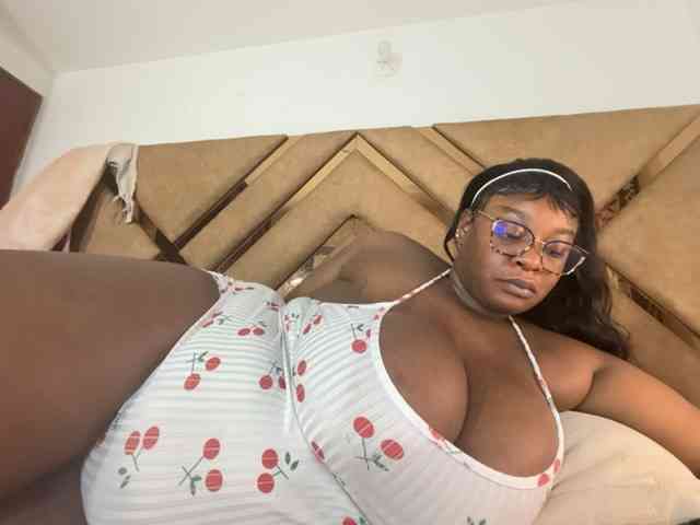 Chantellexoti webcam