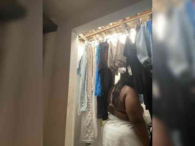 Chantellexoti webcam