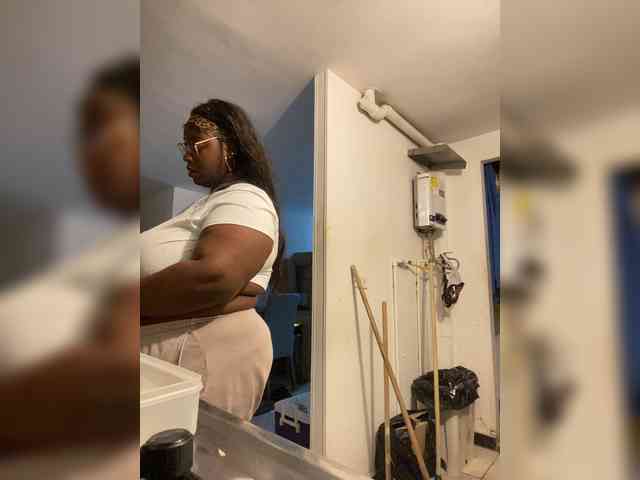 Chantellexoti webcam