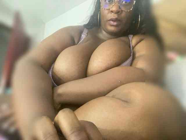 Chantellexoti webcam