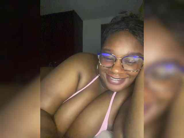 Chantellexoti webcam