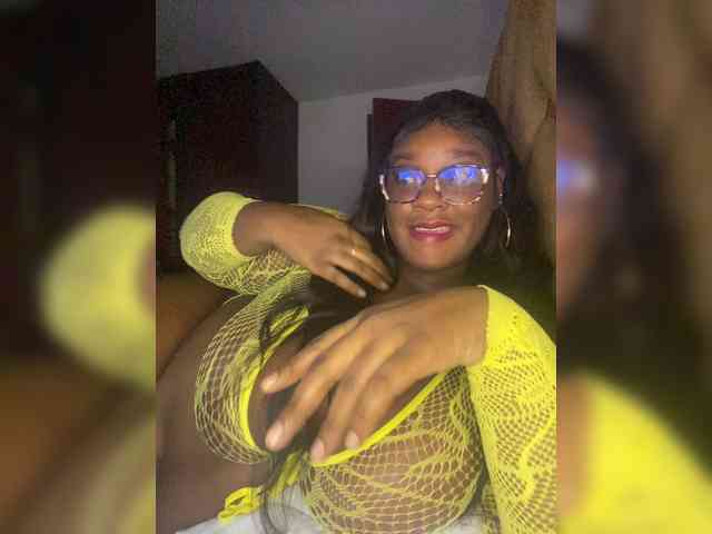 Chantellexoti webcam