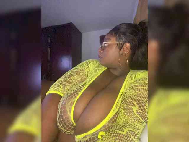 Chantellexoti webcam