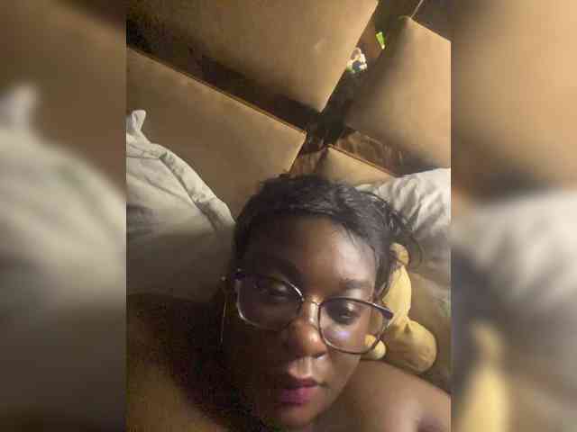 Chantellexoti webcam