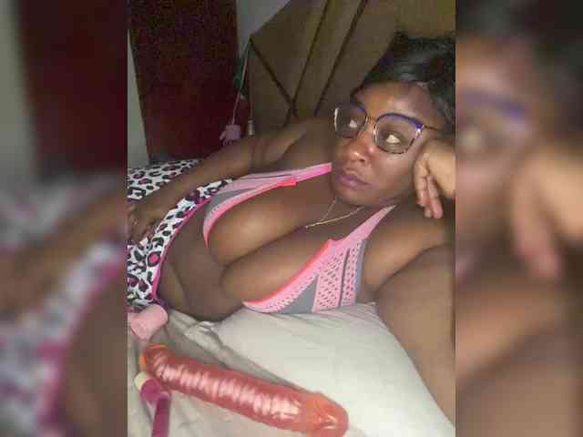 Chantellexoti webcam