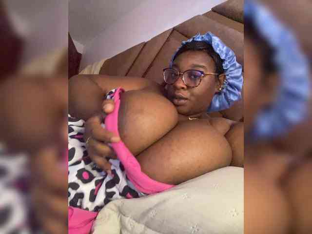 Chantellexoti webcam