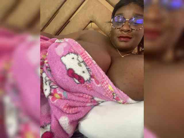 Chantellexoti webcam