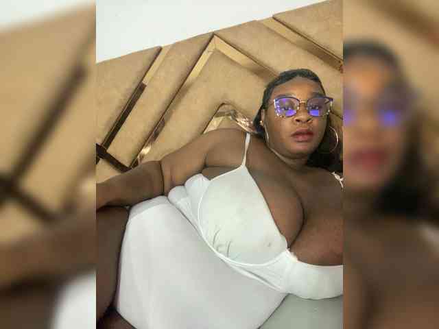 Chantellexoti webcam