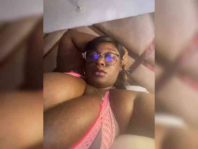 Chantellexoti webcam