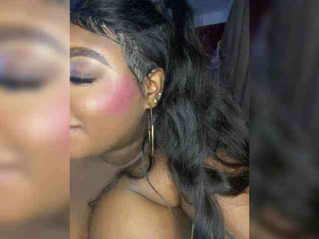 Chantellexoti webcam