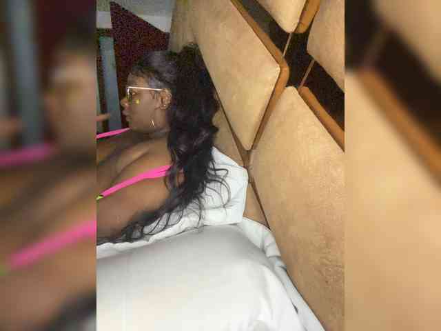 Chantellexoti webcam