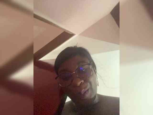 Chantellexoti webcam