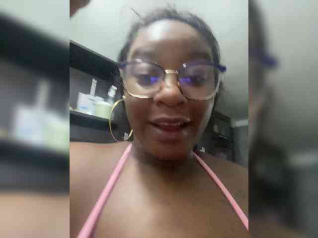 Chantellexoti webcam