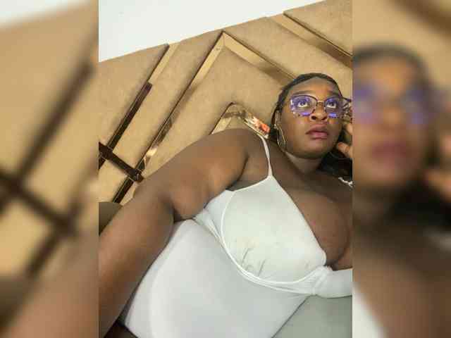 Modelo: Chantellexoti