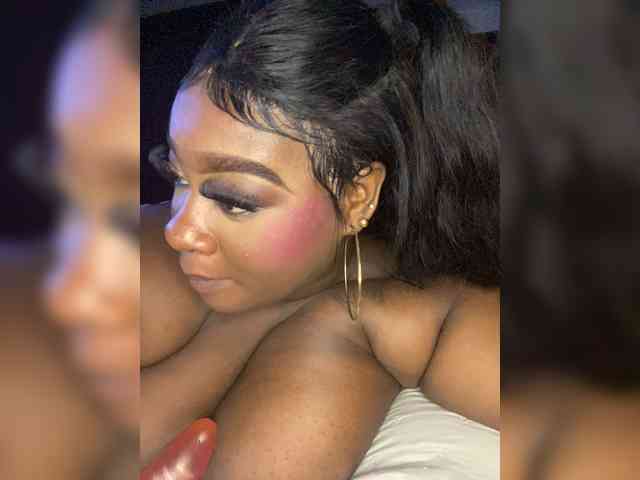 Chantellexoti webcam