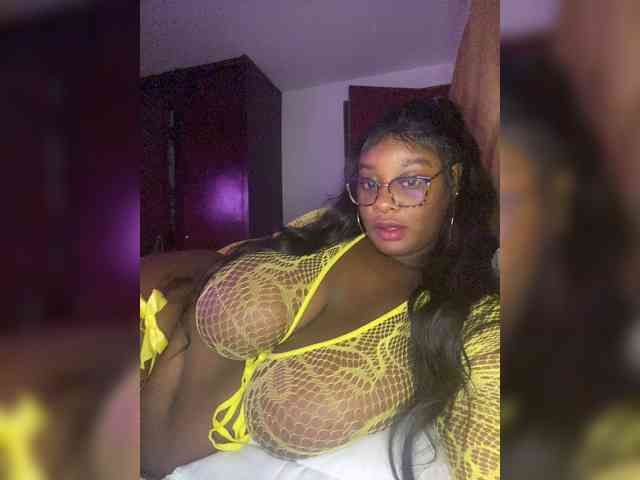 Chantellexoti webcam