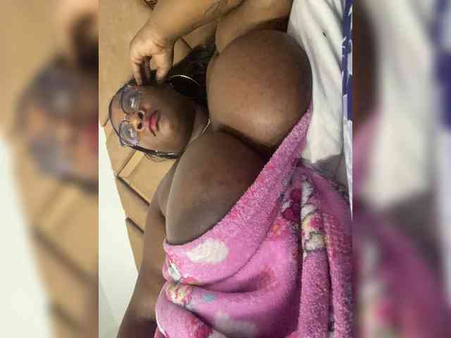 Chantellexoti webcam
