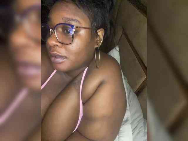 Chantellexoti webcam