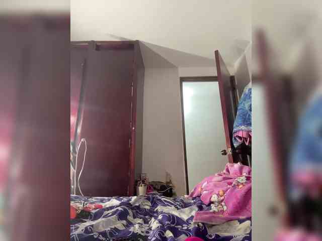 Chantellexoti webcam