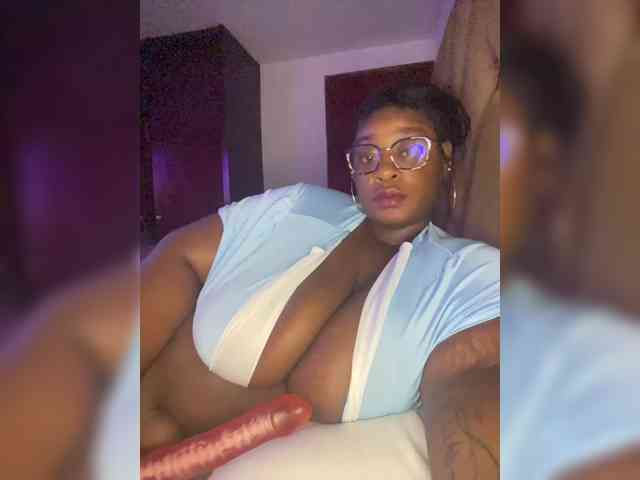 Chantellexoti webcam