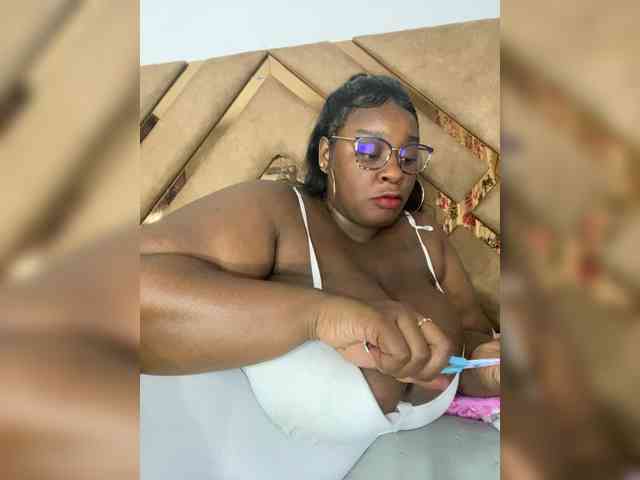 Chantellexoti webcam