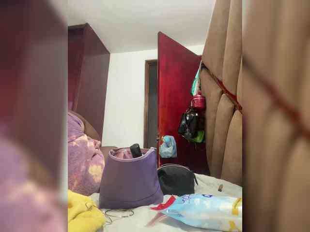 Chantellexoti webcam