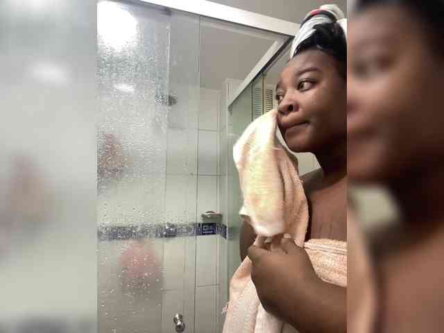 Chantellexoti webcam