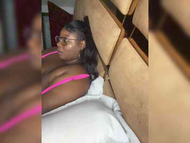 Chantellexoti webcam