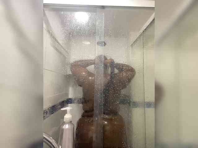 Chantellexoti webcam