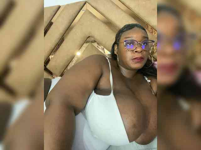 Chantellexoti webcam