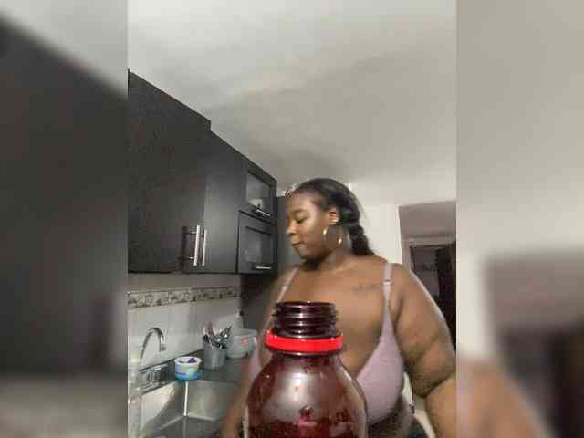 Chantellexoti webcam