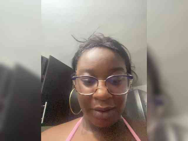 Chantellexoti webcam