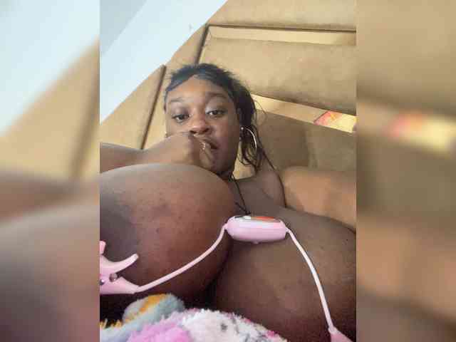 Chantellexoti webcam