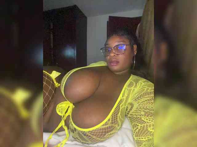 Chantellexoti webcam