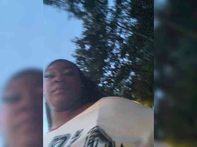 Chantellexoti webcam