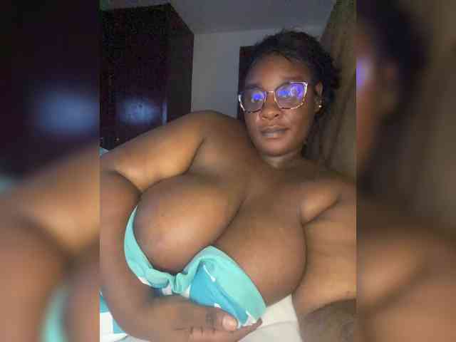 Chantellexoti webcam