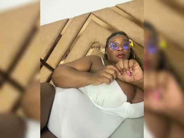 Chantellexoti webcam