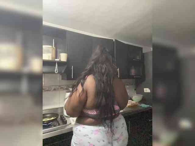 Chantellexoti webcam